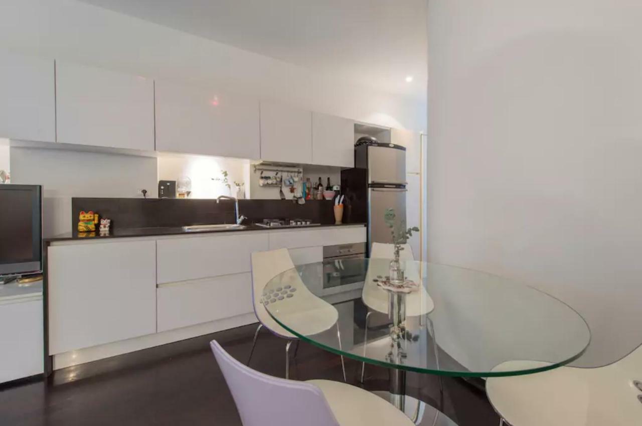 Lovely Apartment In The Heart Of Mailand Exterior foto
