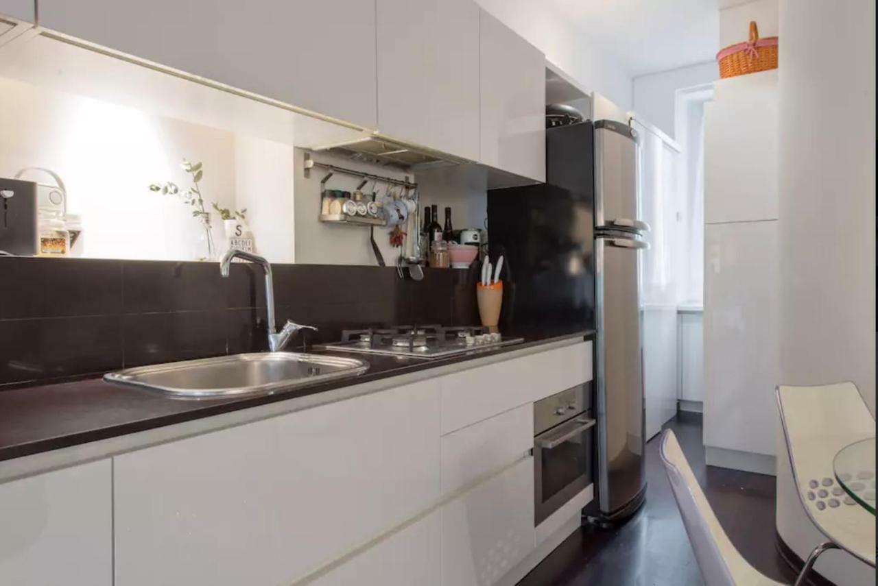 Lovely Apartment In The Heart Of Mailand Exterior foto